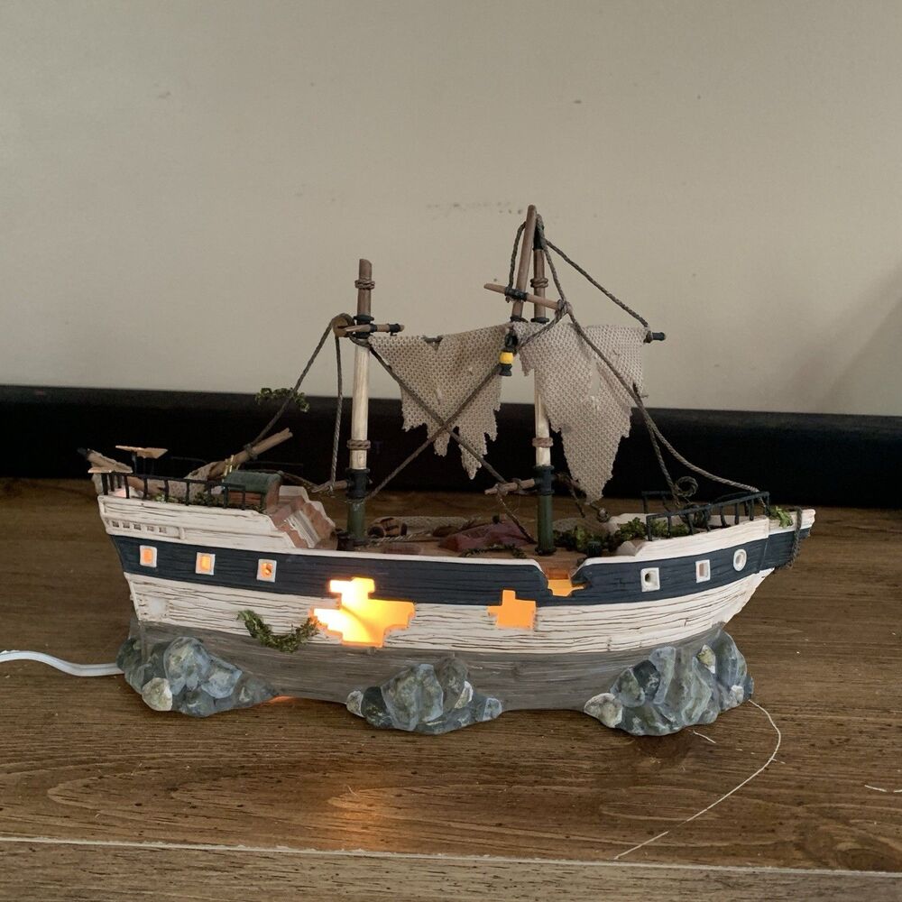 Department 56 The Spooky Schooner 56.55087 Original Box Sound Lights Work - Picture 3 of 10